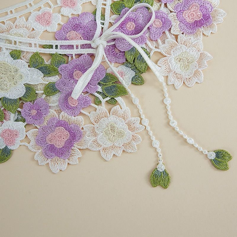 Women Classic Flower Embroidery Design False Collar